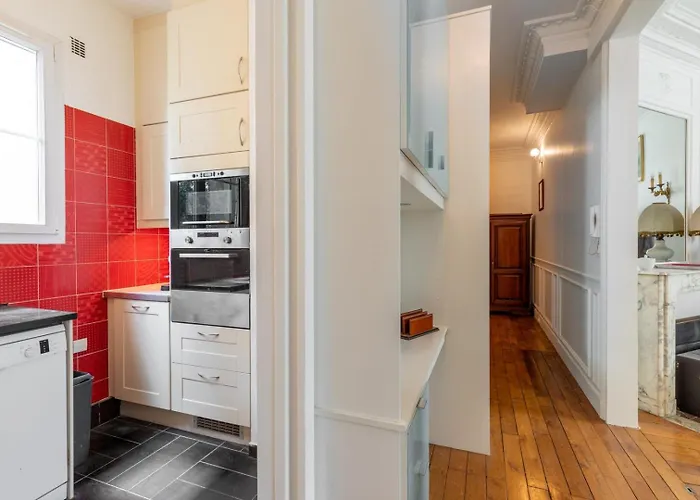 Guestready - Vibrant Et Confortable A Montparnasse Париж