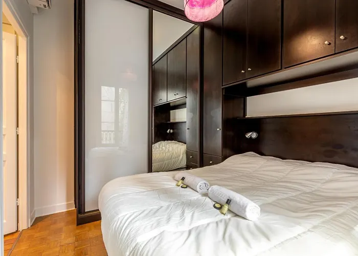 Guestready - Vibrant Et Confortable A Montparnasse *